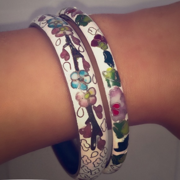 Jewelry - 🥂Vintage Antique Bangles🥂